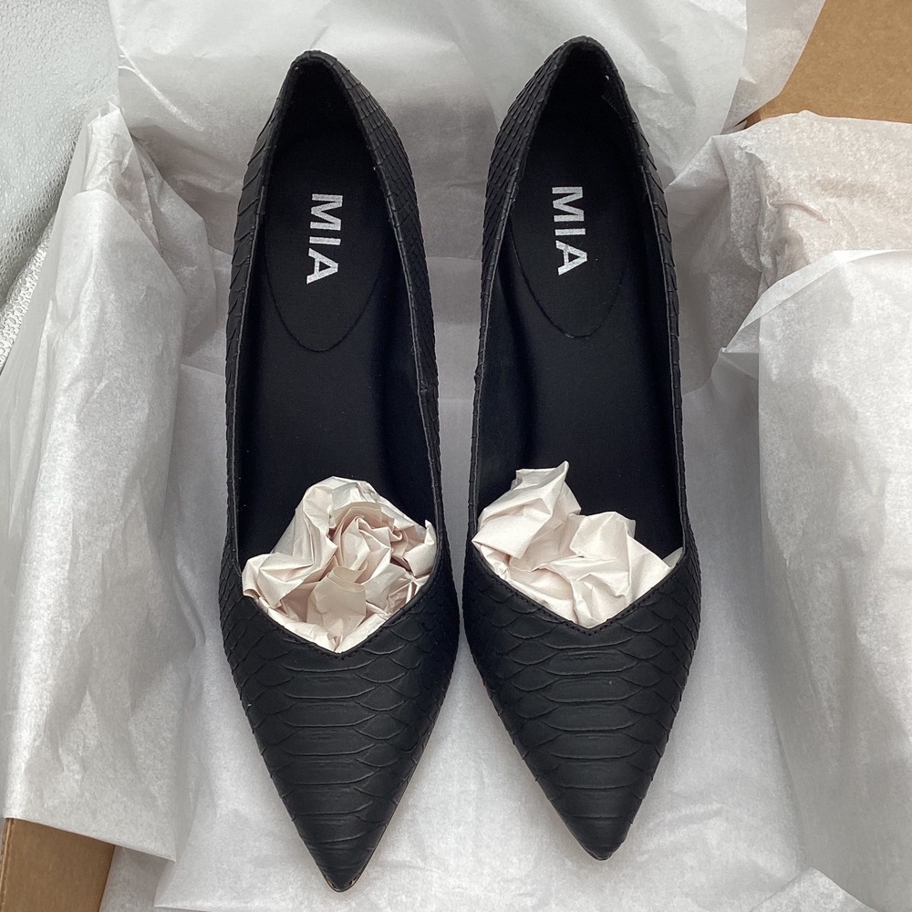 MIA Black Snakeskin Embossed Pointed Toe‎ Stiletto Heel Pumps Shoes
